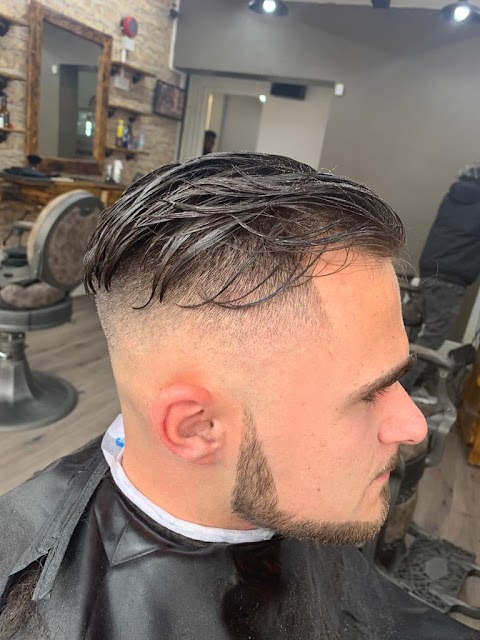 NY barber shop in coventry city