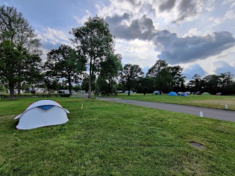 Strathclyde Country Park Caravan and Motorhome Club Campsite