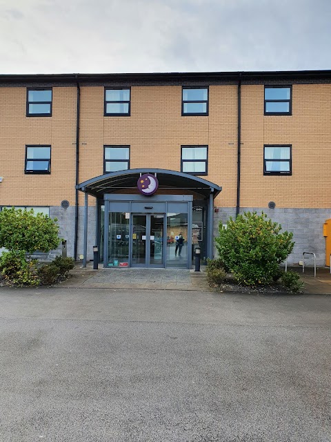 Premier Inn Sheffield (Meadowhall) hotel