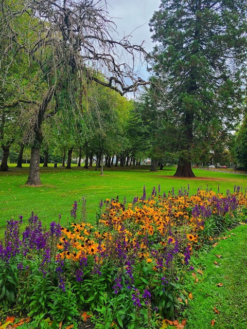 Ynysangharad War Memorial Park