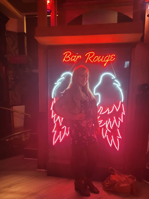 Bar Rouge