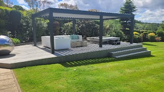 London Essex Outdoor Living (Hydropool Essex: Swim Spas & Hot Tubs; Outdoor Kitchen Company)