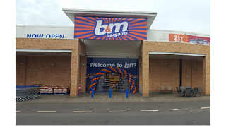 B&M Store