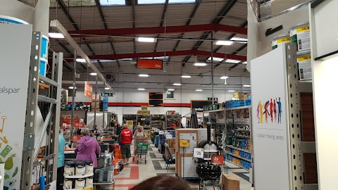 B&Q Dewsbury