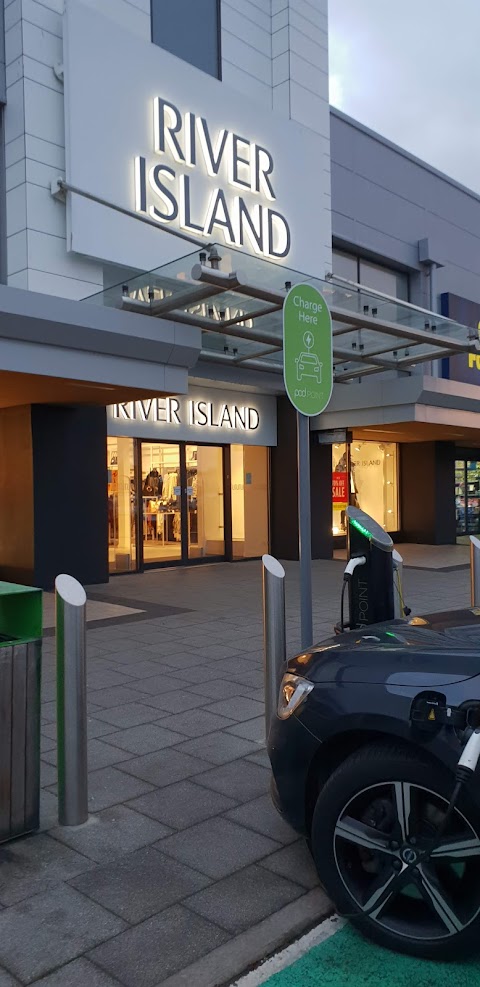 River Island