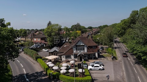 The Black Horse Pub & Restaurant, Iver Heath