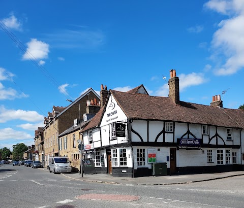 The Swan at Iver