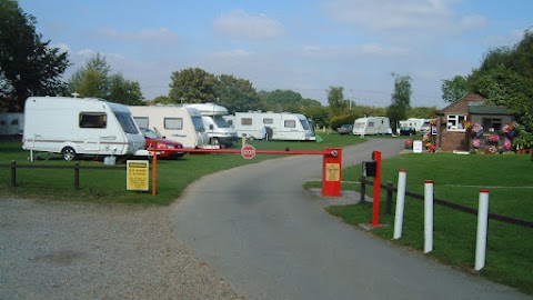 Winchester Morn Hill Caravan and Motorhome Club Campsite