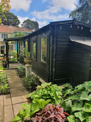 The Garden Room Salon