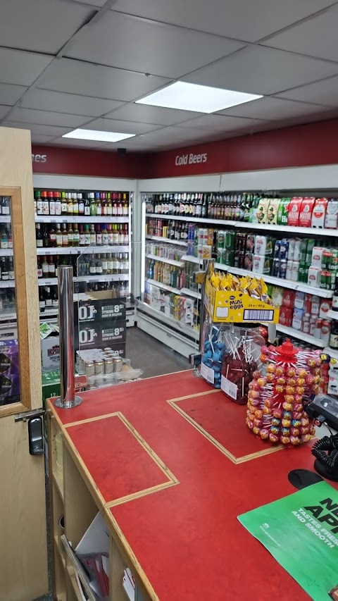 Saltaire mini market, off licence