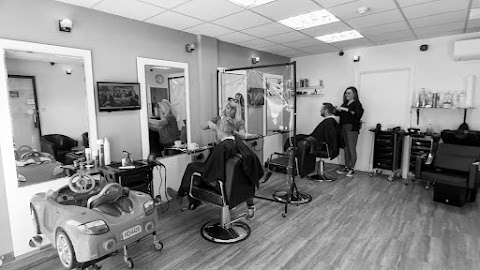 Whitton Station Barbers & Hairdressers