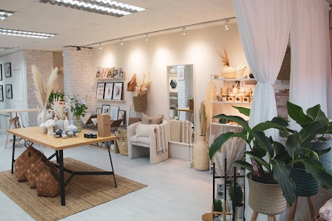 Lively Concept Store