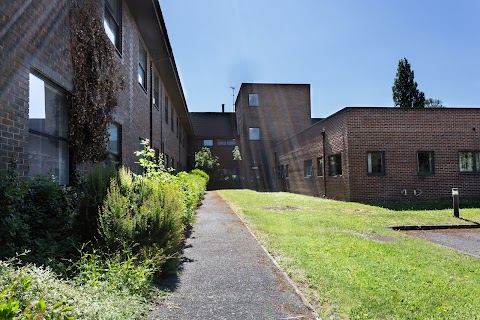 Shirley Oaks Hospital