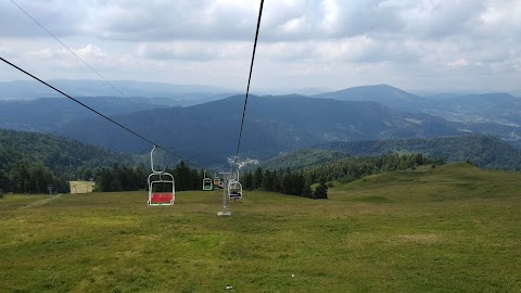 Верхня станція підйомника "Захар Беркут"