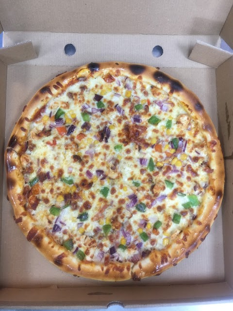 Chikoos Pizza & Peri Peri