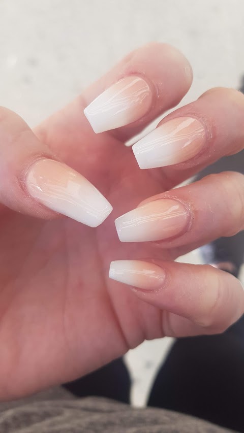 Elegant Nails