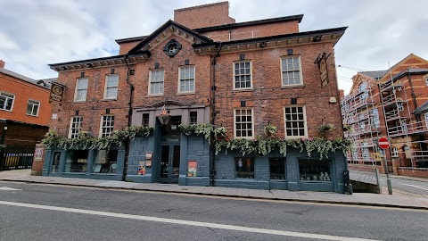 Brewhouse & Kitchen - Chester