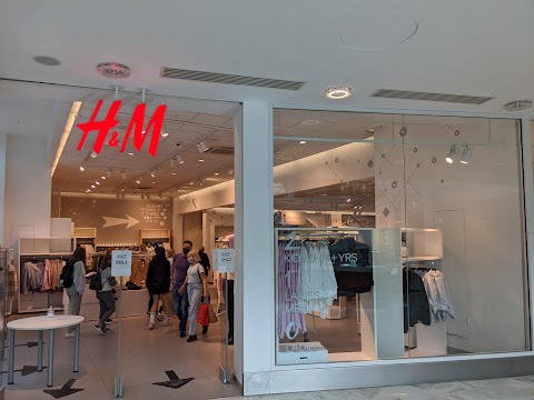 H&M