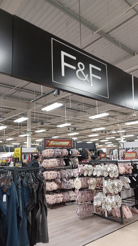 F&F Clothing