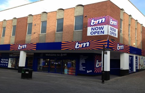 B&M Store