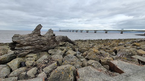 Severn Beach Promenade & Riverbank