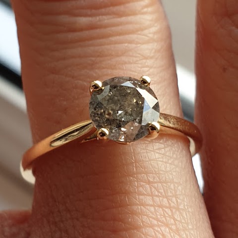 Commins & Co Engagement Rings Dublin