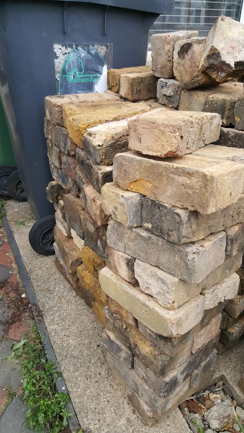 The Old Slate Yard Reclaimed Slates & Bricks