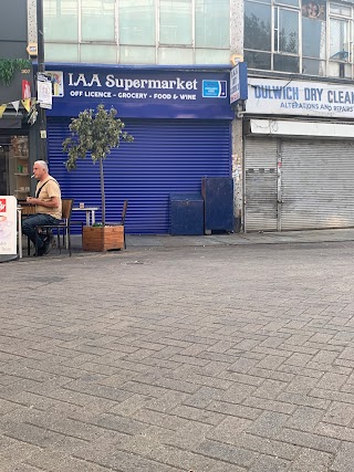 I A A Supermarket