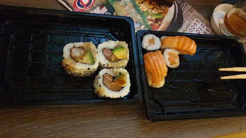 Oishi Sushi