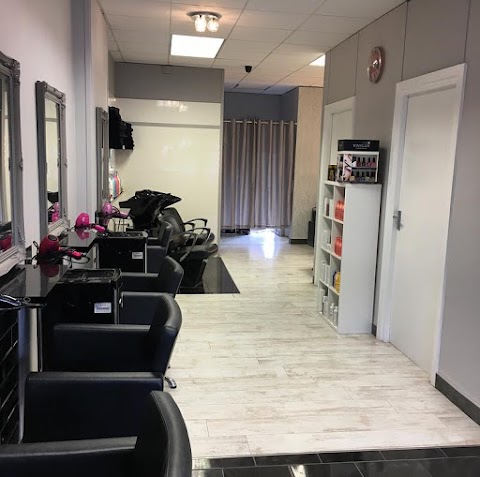 Fuchsia Hair & Beauty Salon