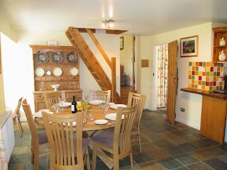 Holne Chase Holiday Cottages