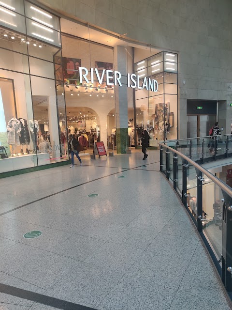 River Island