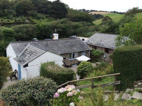 Talland Beach Cottages