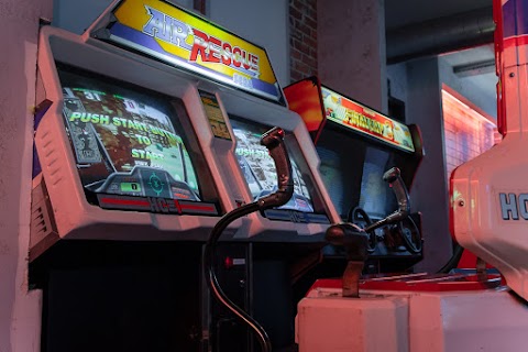 Retro Replay - Arcade, Gaming Lounge & Bar