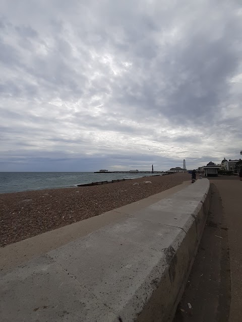 The KiTE, SURF & SUP Co. School, Worthing