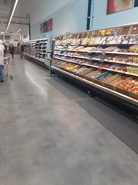 M&S Foodhall