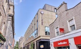 Premier Inn Edinburgh City Centre (Waverley) hotel