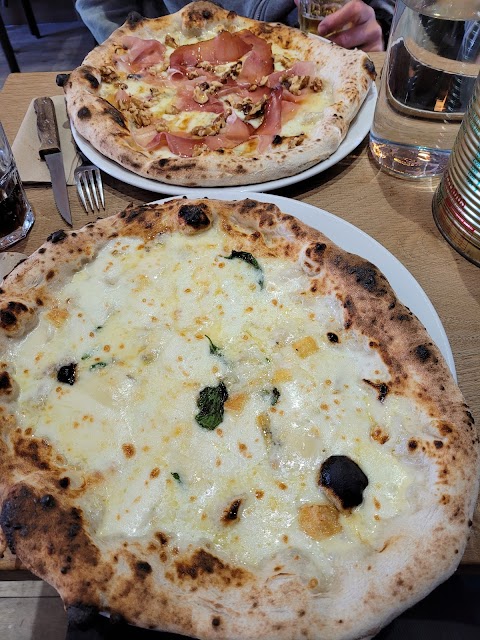 Razzo Pizza Napoletana