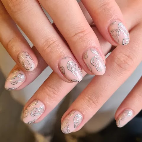 Idle Hands Nail Studio