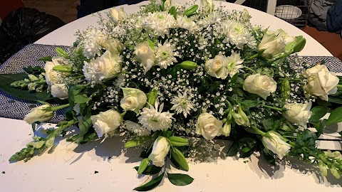 Eternal Flowers (Funeral Flowers To Hire)