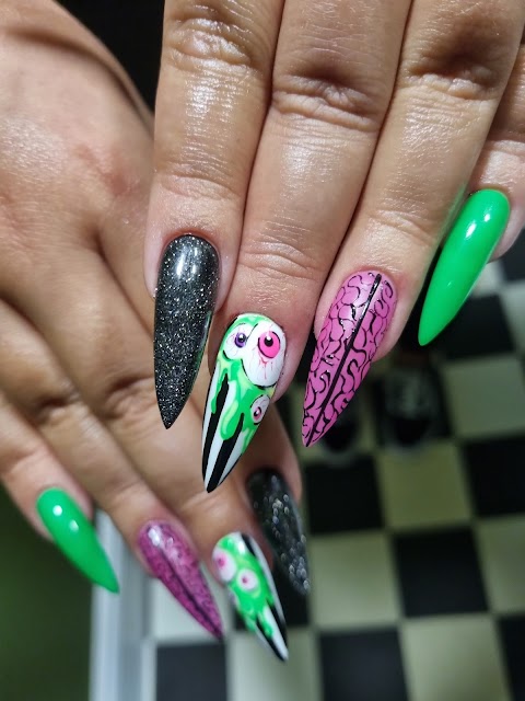 Cute but Deadly nail co