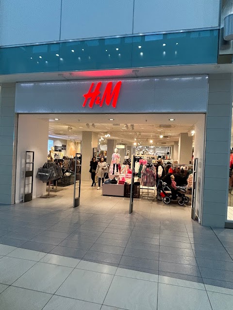 H&M