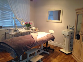 Aurora Beauty and Holistic Therapies