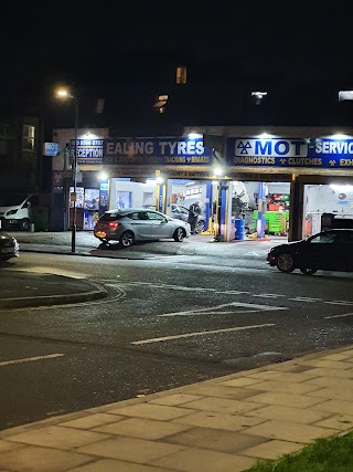 Ealing Tyres Servicing & MOT