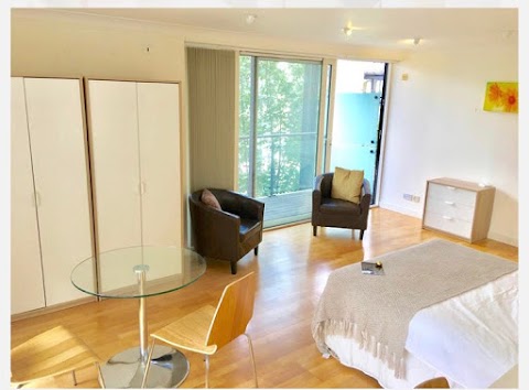 Simply Winch - Luxury Rooms For Rent In London