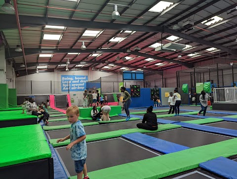 Jump In Trampoline Parks: Elstree