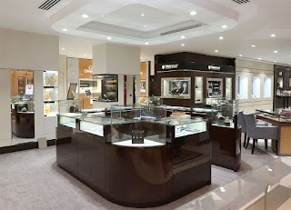 Lunn's the Jeweller - Official Rolex Retailer