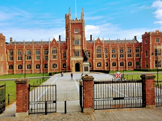 Queen's University Belfast - School of Law