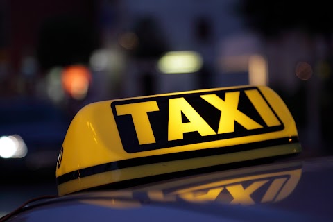 AAA Taxis & Minibuses