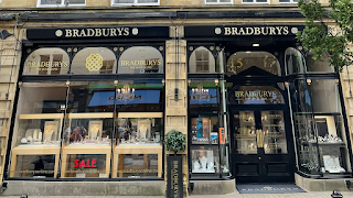 BRADBURYS • THE JEWELLERS